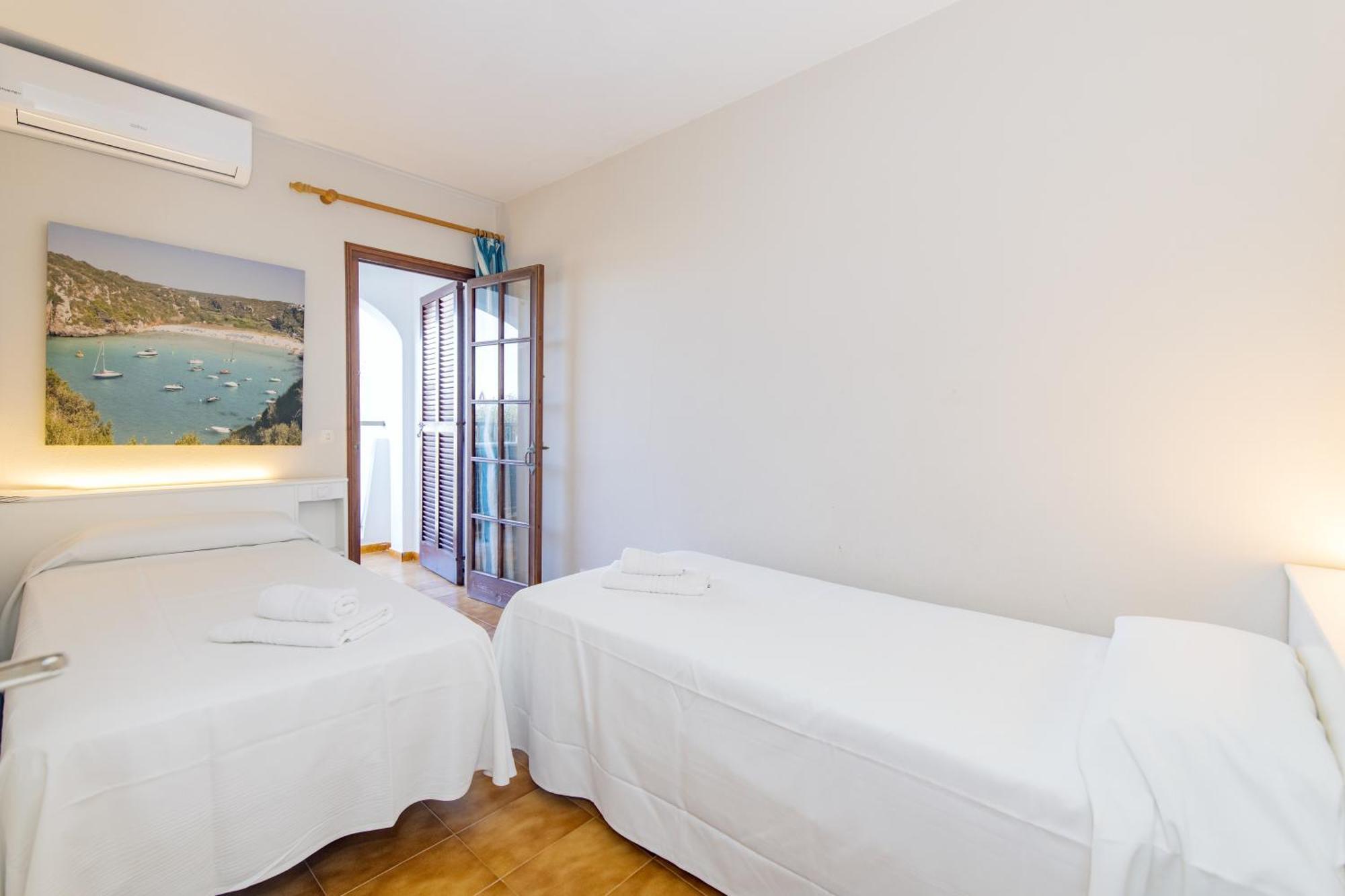 Siesta Mar Confort Cala En Porter  Exteriör bild